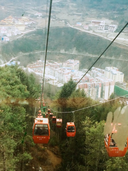 跑马山游玩攻略,跑马山游玩攻略一日游