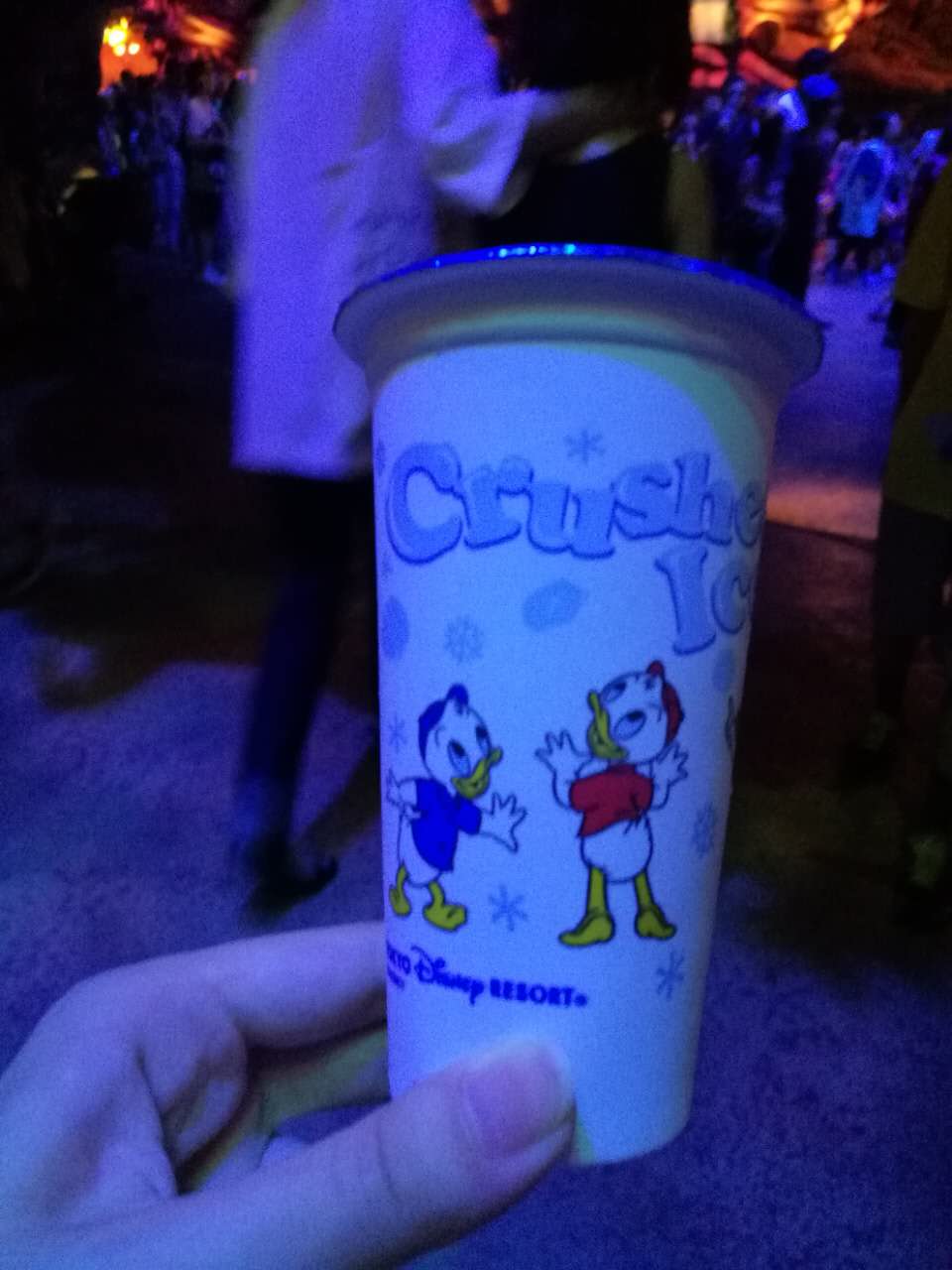 这是我要吐槽的!  crushed ice  直译就是碎碎冰.