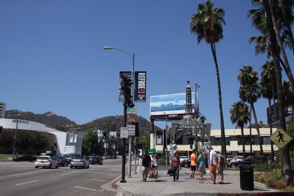 自由之都洛杉矶 wKgBZ1jWYvaAHaisAAgQoALHRWI90.jpeg?imageView2%2F2%2Fw%2F600%2Fh%2F600%2Fq%2F90