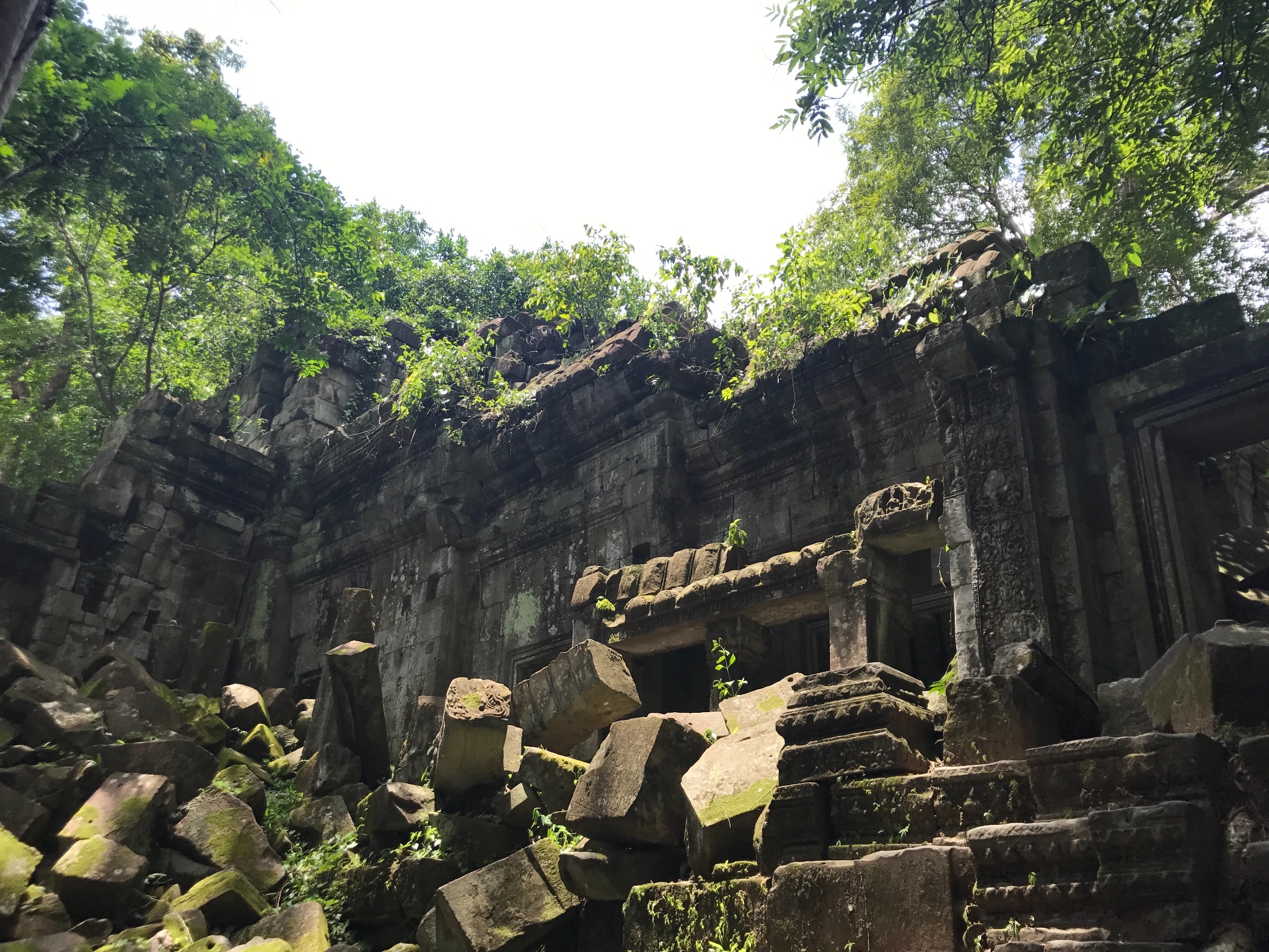 浮尘滴进觉悟寺吴哥窟行记