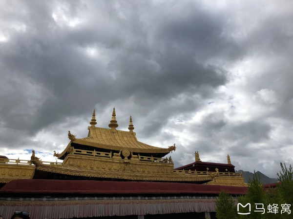 晚上的大昭寺 wKgBZ1t_zaeAM1SvAAcI1XfRmsM41.jpeg?imageView2%2F2%2Fw%2F600%2Fh%2F600%2Fq%2F90