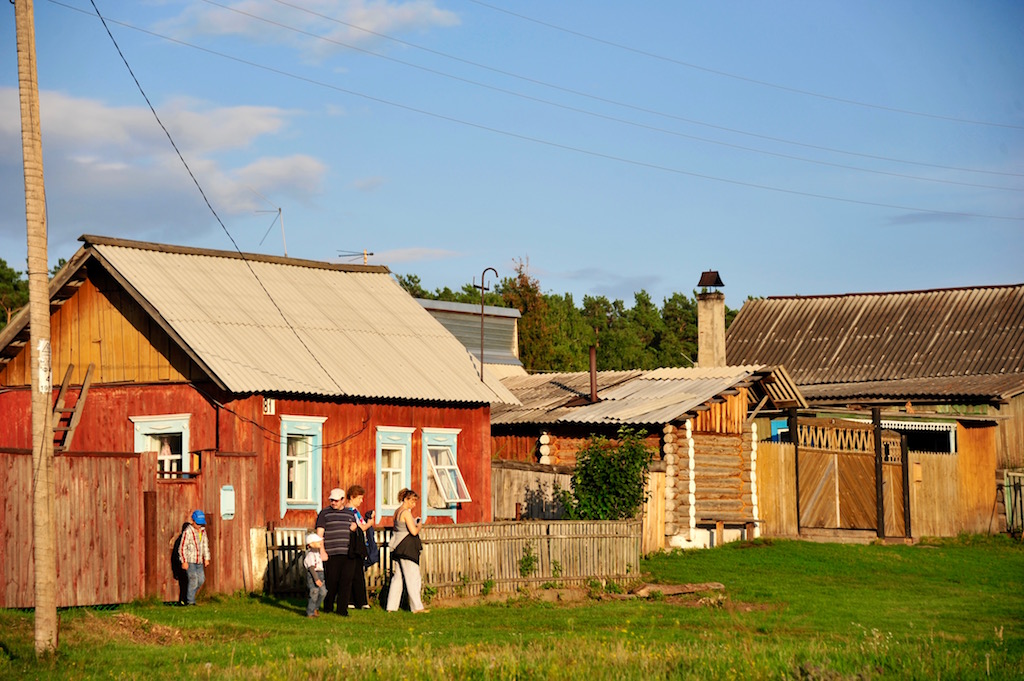 住在木刻楞小木屋,真实的俄罗斯乡村生活