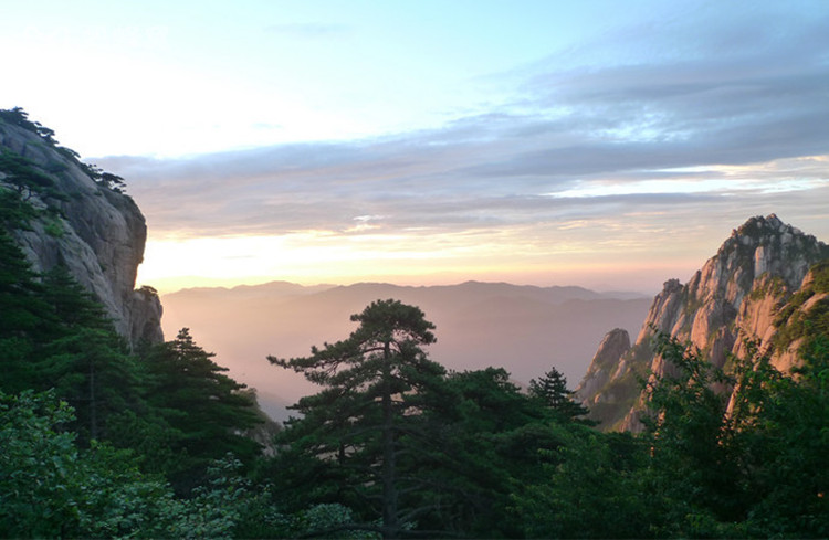 成都到黄山机票