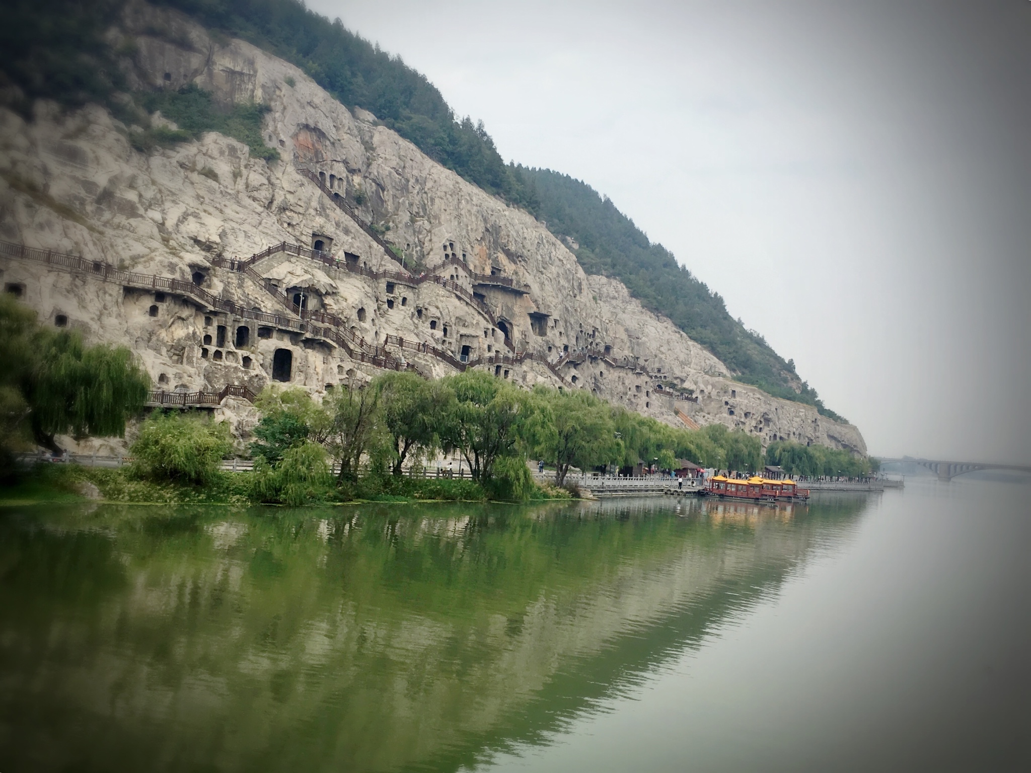 一段迟到的旅途_洛阳西安行 summary 龙门石窟 洛阳古墓博物馆 丽景门