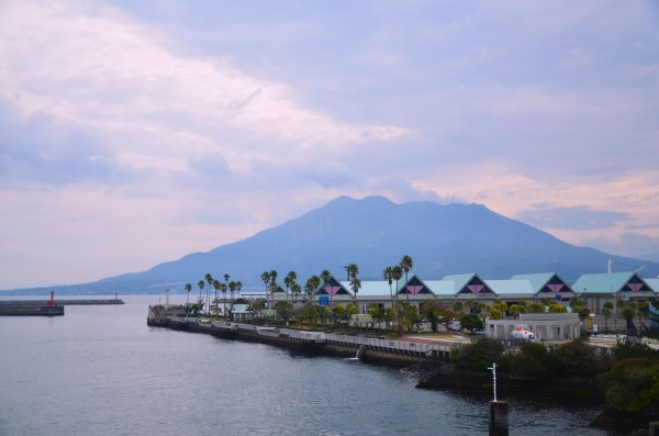 鹿儿岛旅游介绍 wKgBZ1jqBsGAag5pAAZwDXgDqBo61.jpeg?imageView2%2F2%2Fw%2F600%2Fh%2F600%2Fq%2F90