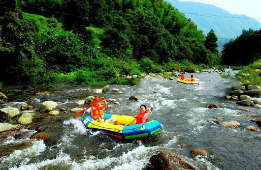 夏季热销特惠/大连冰峪沟优胜美地漂流一日游,炎炎夏日之下的清凉湿身