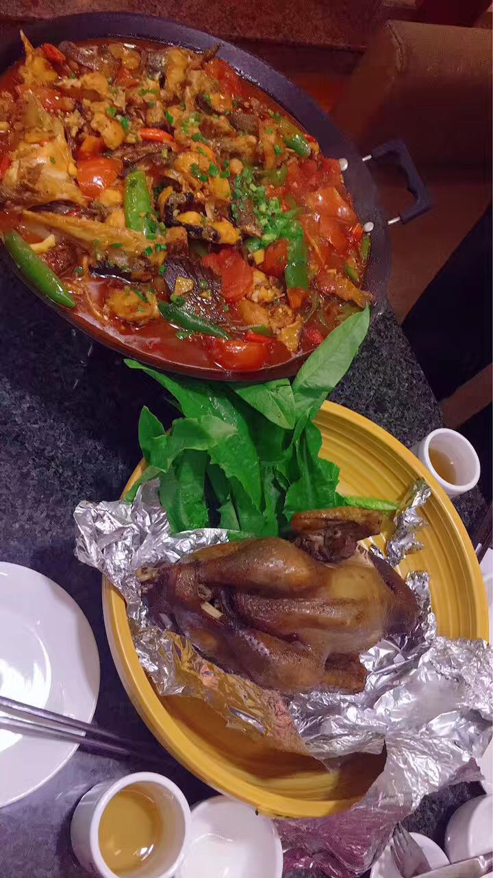 天生吃货购物狂沦陷阳朔西街