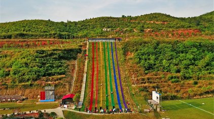 萍乡武功山滑草场门票