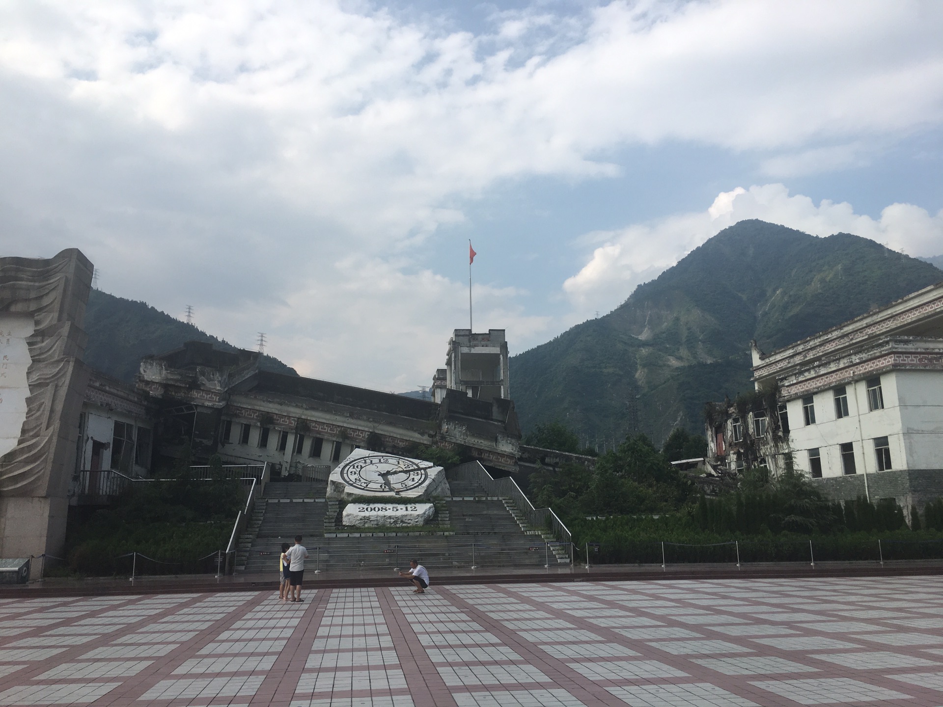 漩口中学地震遗址       