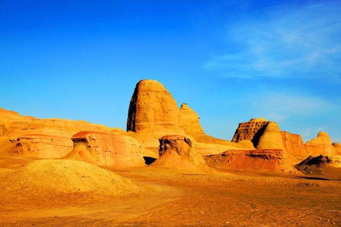 7月底打算暑假带孩子去新疆,适合去南疆还是北