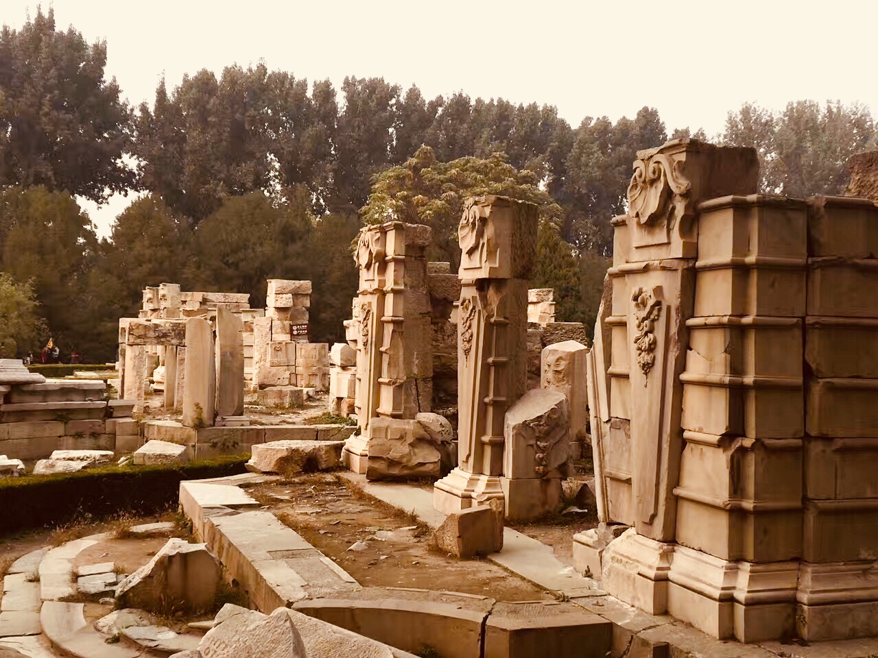白家大院人均_白家大院(2)