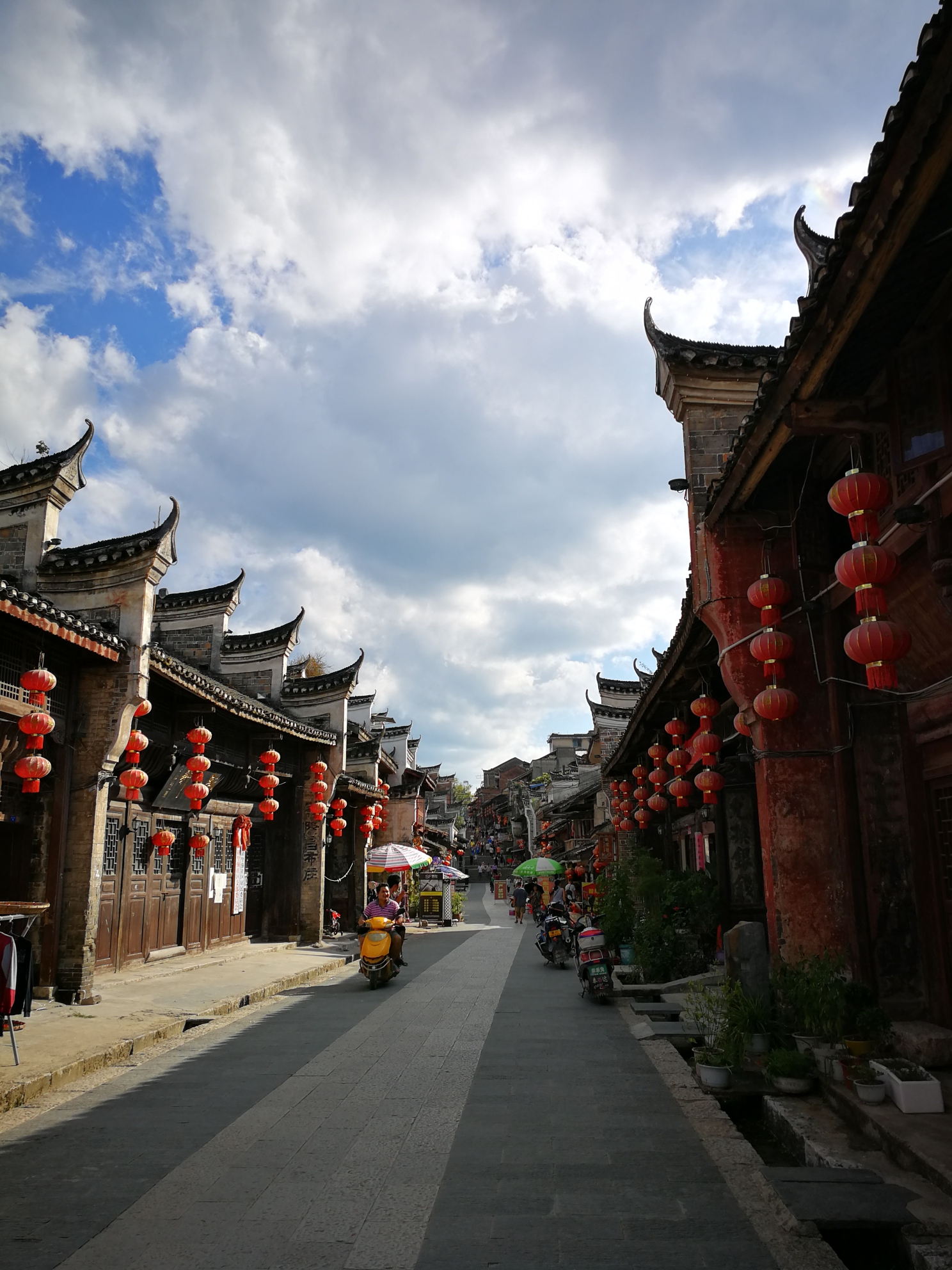 自驾宜昌三峡恩施大峡谷梵净山镇远古镇(纯攻略游记,吃住玩)