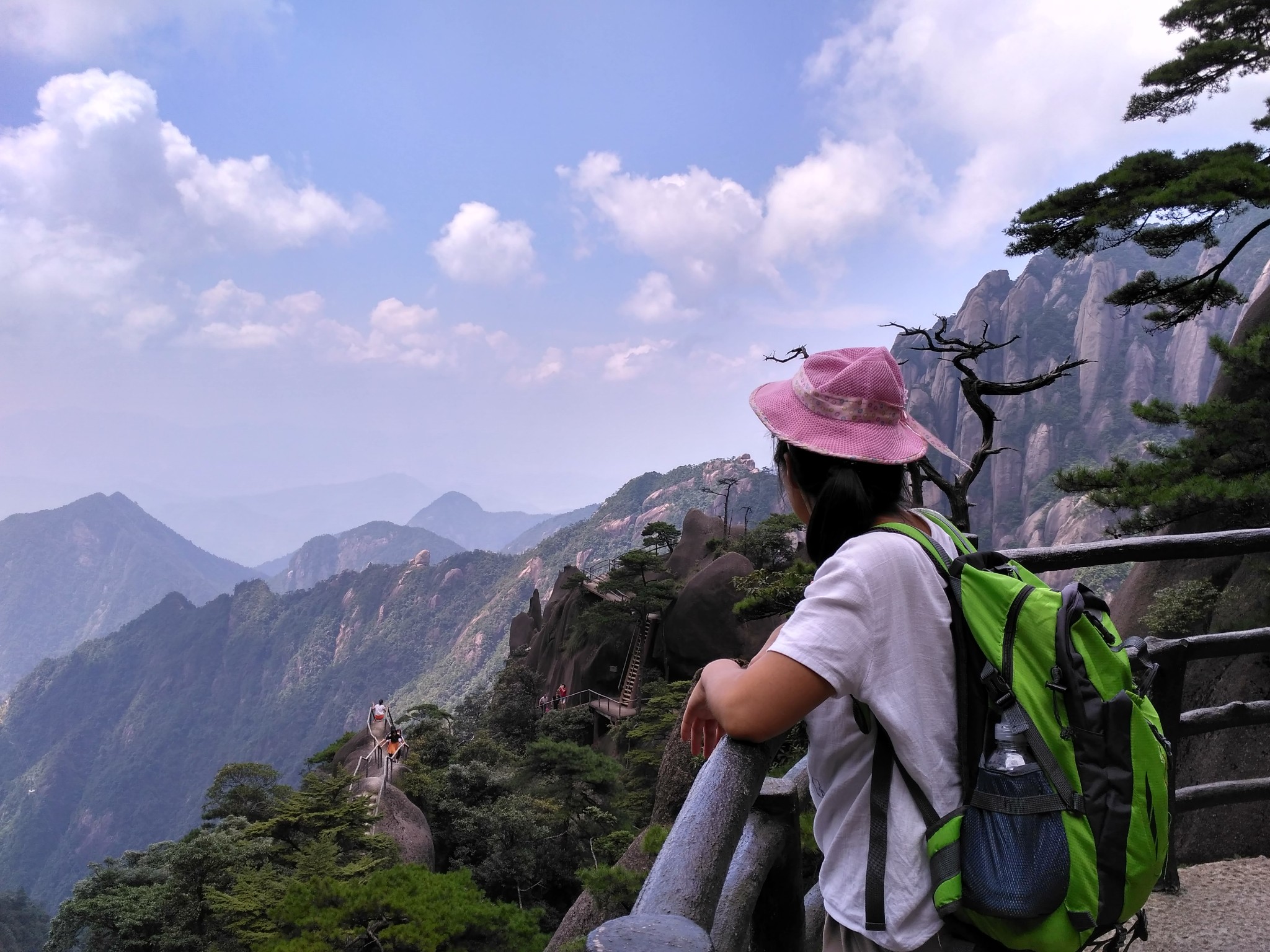 【三清山】峰林松海巨蟒现, 寂寞女神坐孤岩