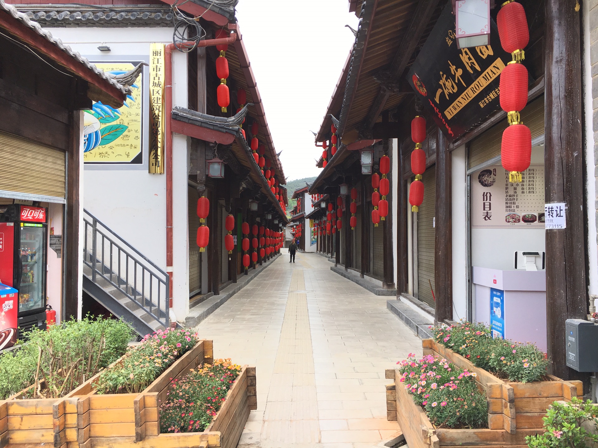 丽江旅游人均_丽江旅游景点图片(2)
