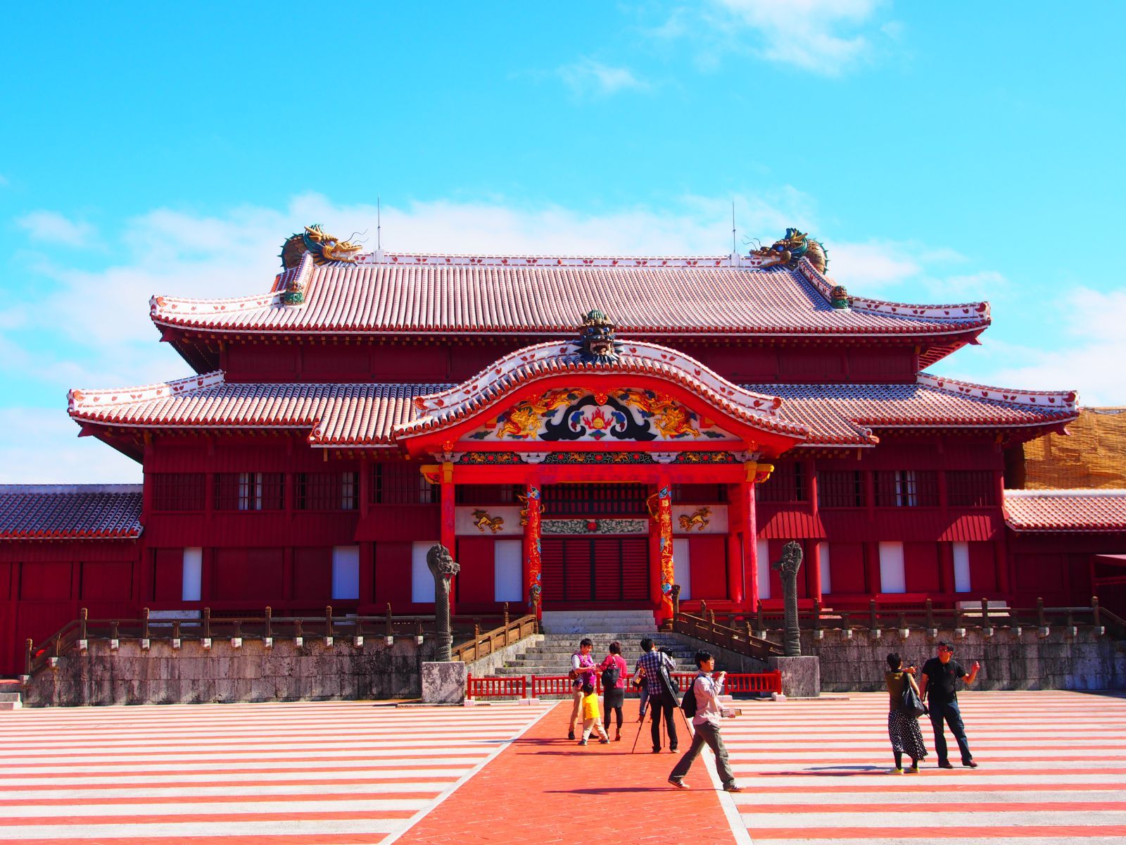 餐海边市区2日自由活动赠旅游意外保险四星酒店首里城美之海水族馆