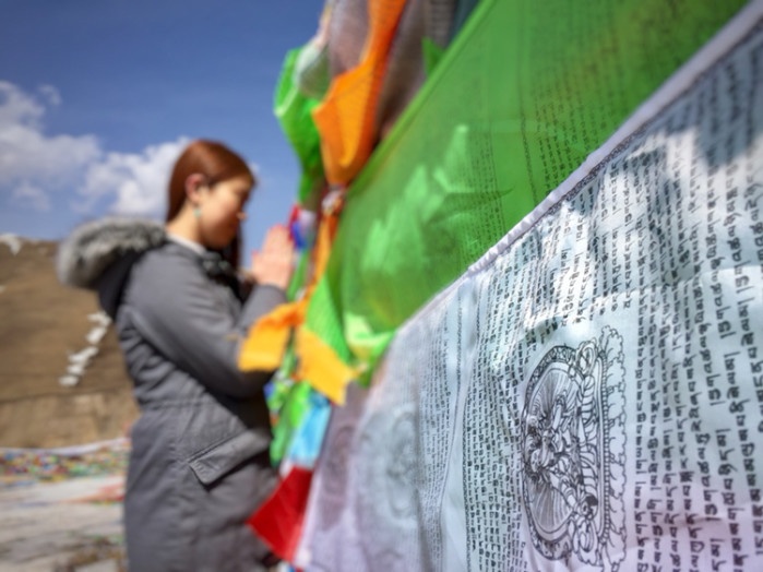 4月底5月初的青海穿什么衣服呢,气温怎么样呢