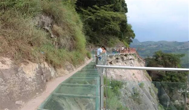 泉州永春船山岩生态园含悬空玻璃栈道(景区售票处换票