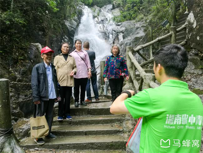 汝城周边哪里好玩?中青旅九龙江玻璃栈道一日游