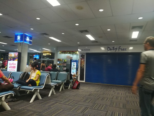 机场是什么东西 wKgBEFqsgnCAeGiKABpziPWYqH812.jpeg?imageView2%2F2%2Fw%2F600%2Fh%2F600%2Fq%2F90