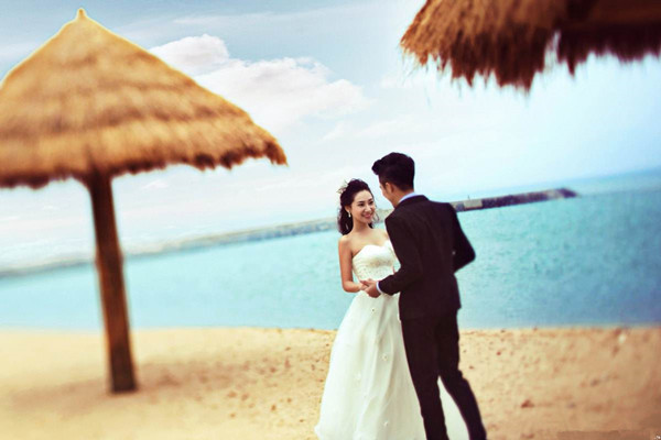 什么时候去斐济雨水最少,那儿的气候比较适合带什么类型的衣服