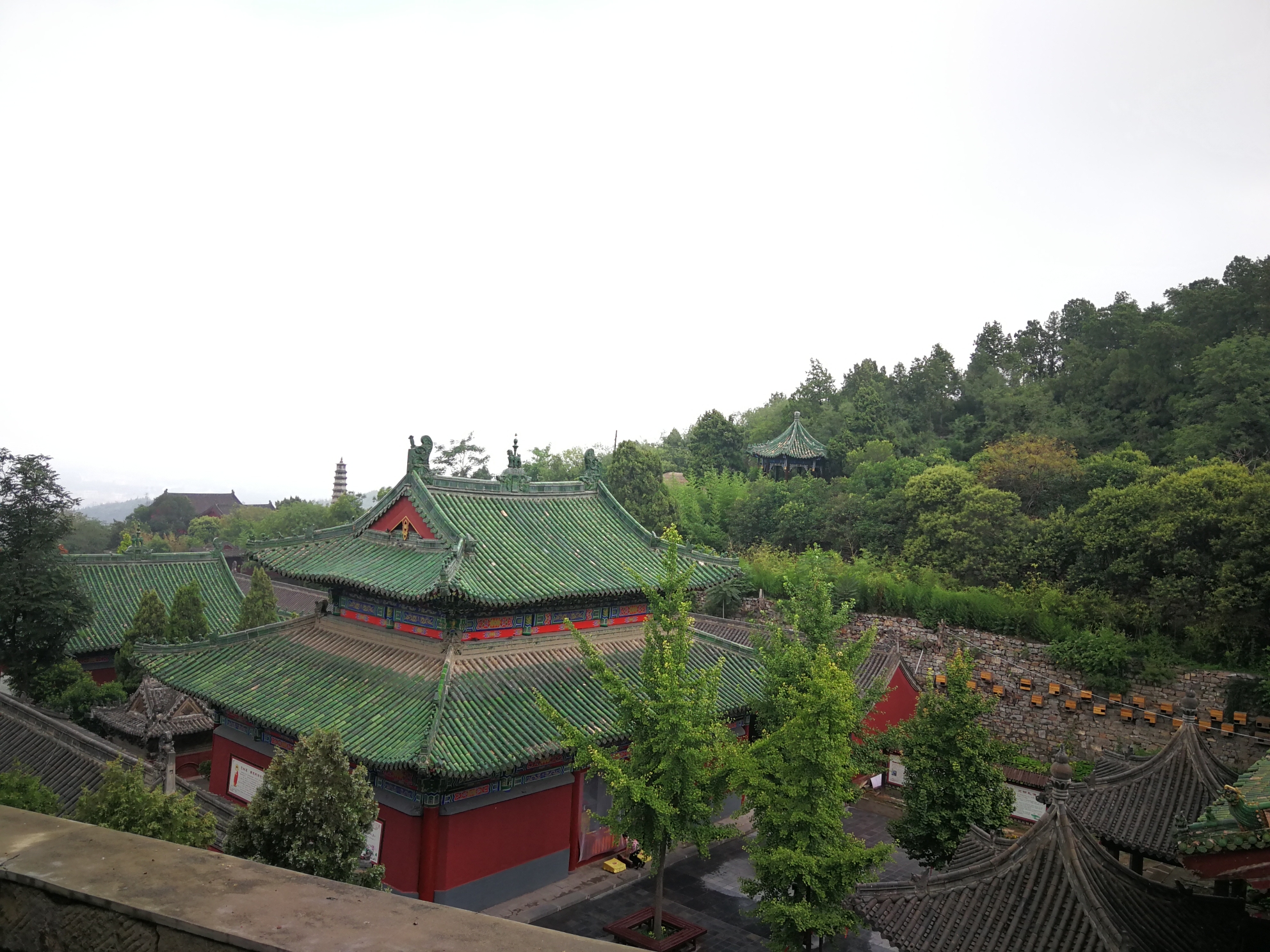 游博爱月山寺