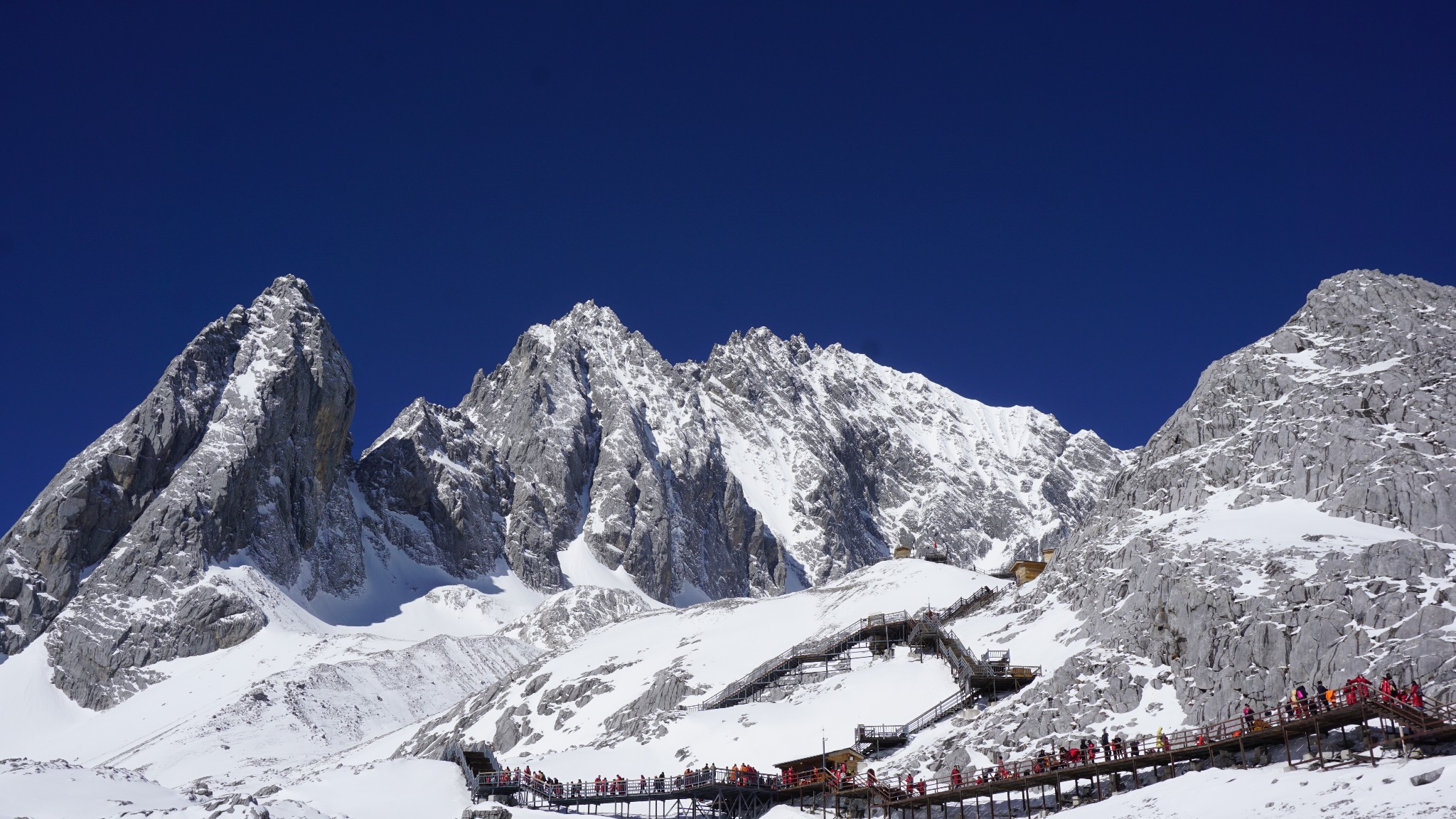 查看玉龙雪山必去景点排行榜