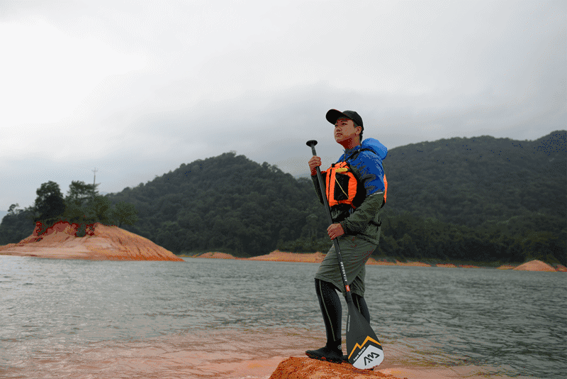 桨板(sup)探索流溪河水库搞怪之旅最后被冻成了狗