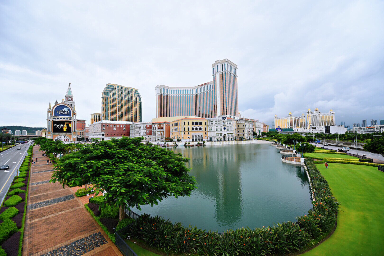 地址:澳门特别行政区路氹金光大道望德圣母湾大马路澳门威尼斯人度假