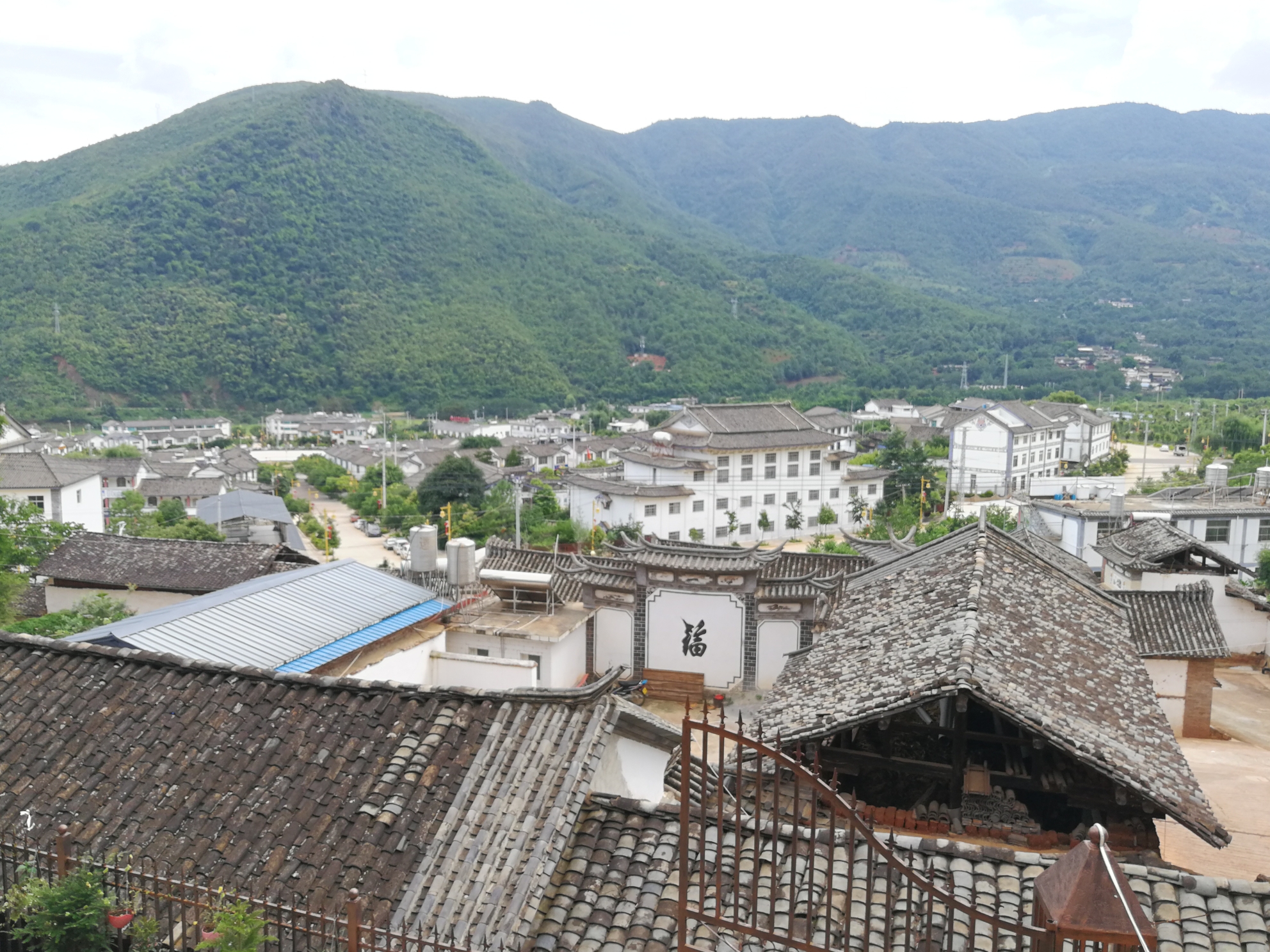 大理宾川.鸡足山一地两日家庭游