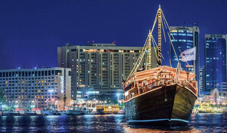 迪拜夜海游船 观迪拜河夜景风光 迪拜市区免费接送 含