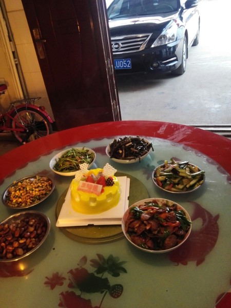 自己在家做的美食火锅食材 wKgBEFqOPLOAHbnvABU8byKpkp894.jpeg?imageView2%2F2%2Fw%2F600%2Fh%2F600%2Fq%2F90