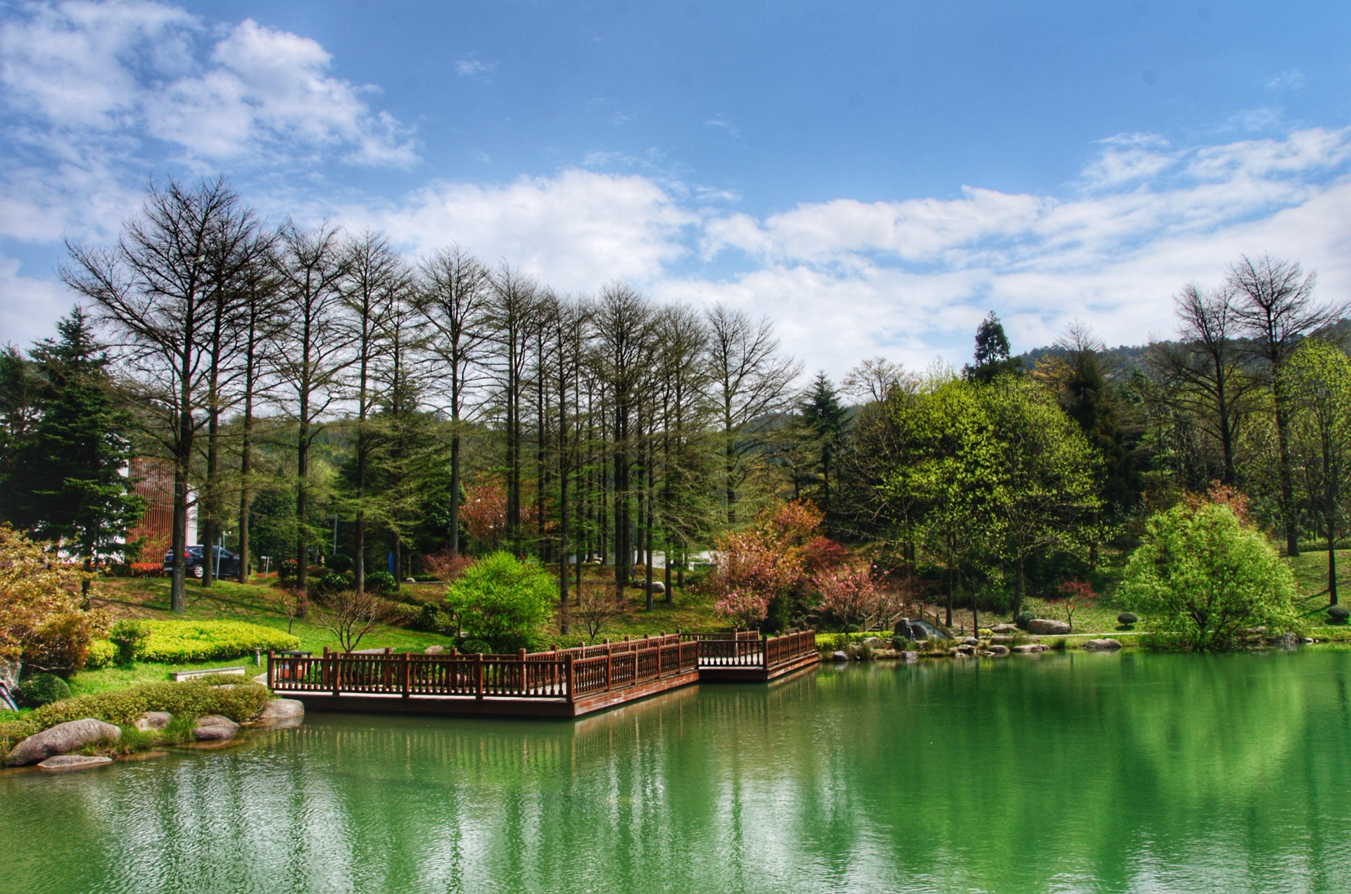 仰天湖风景区        