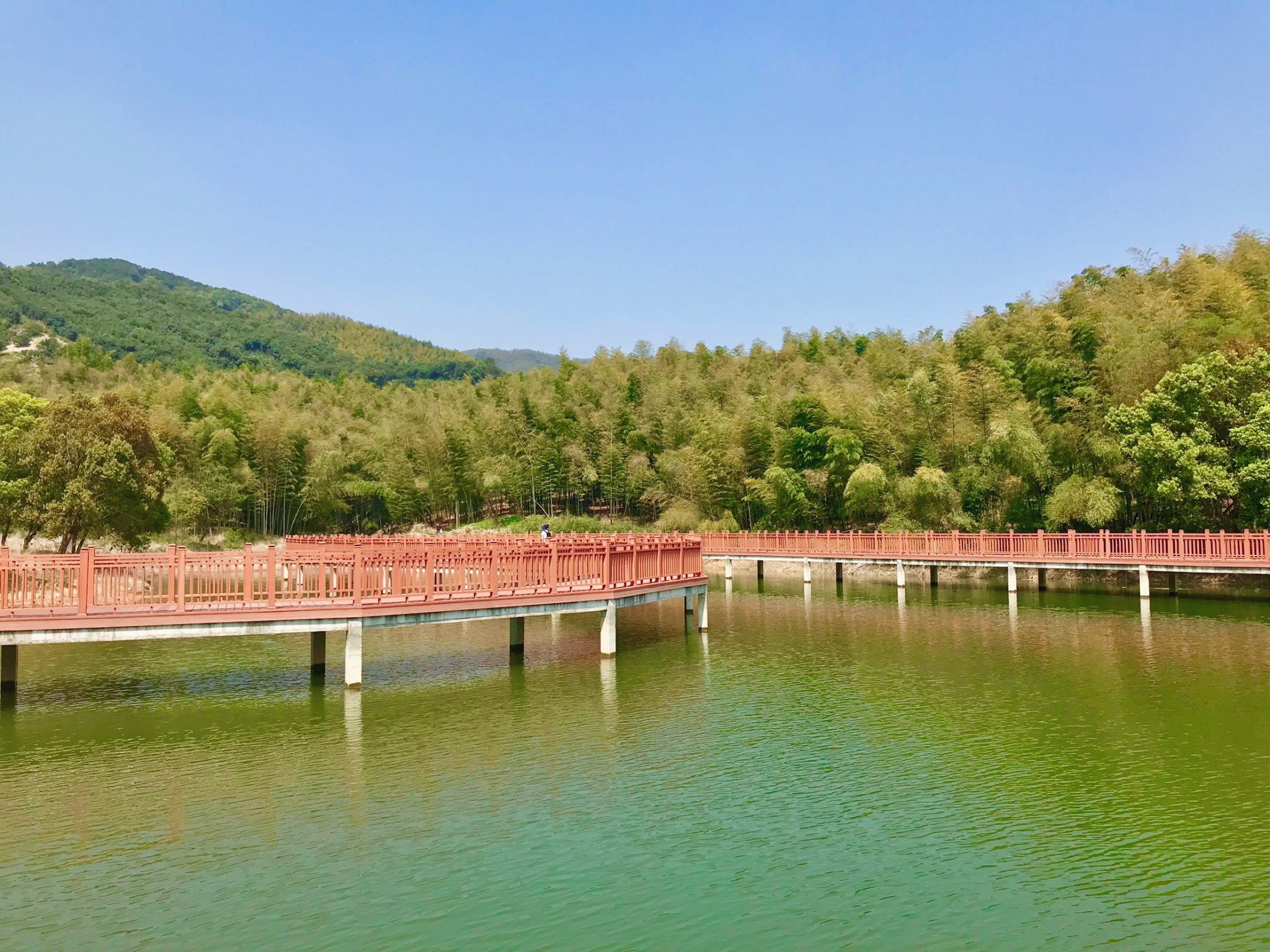 长溪岭英雄水库徒步 | 邂逅一个天光明澈,风物灿烂的世界_游记