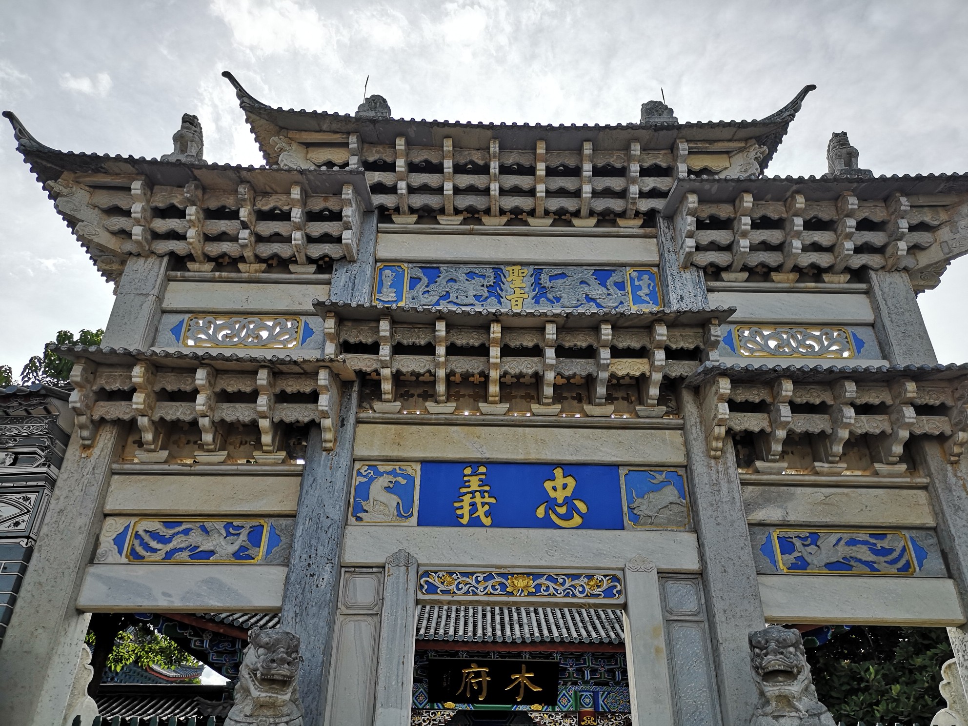 丽江人口有多少人口_丽江古城图片