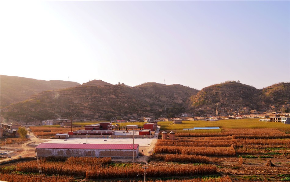 临县前青塘,风景无限好