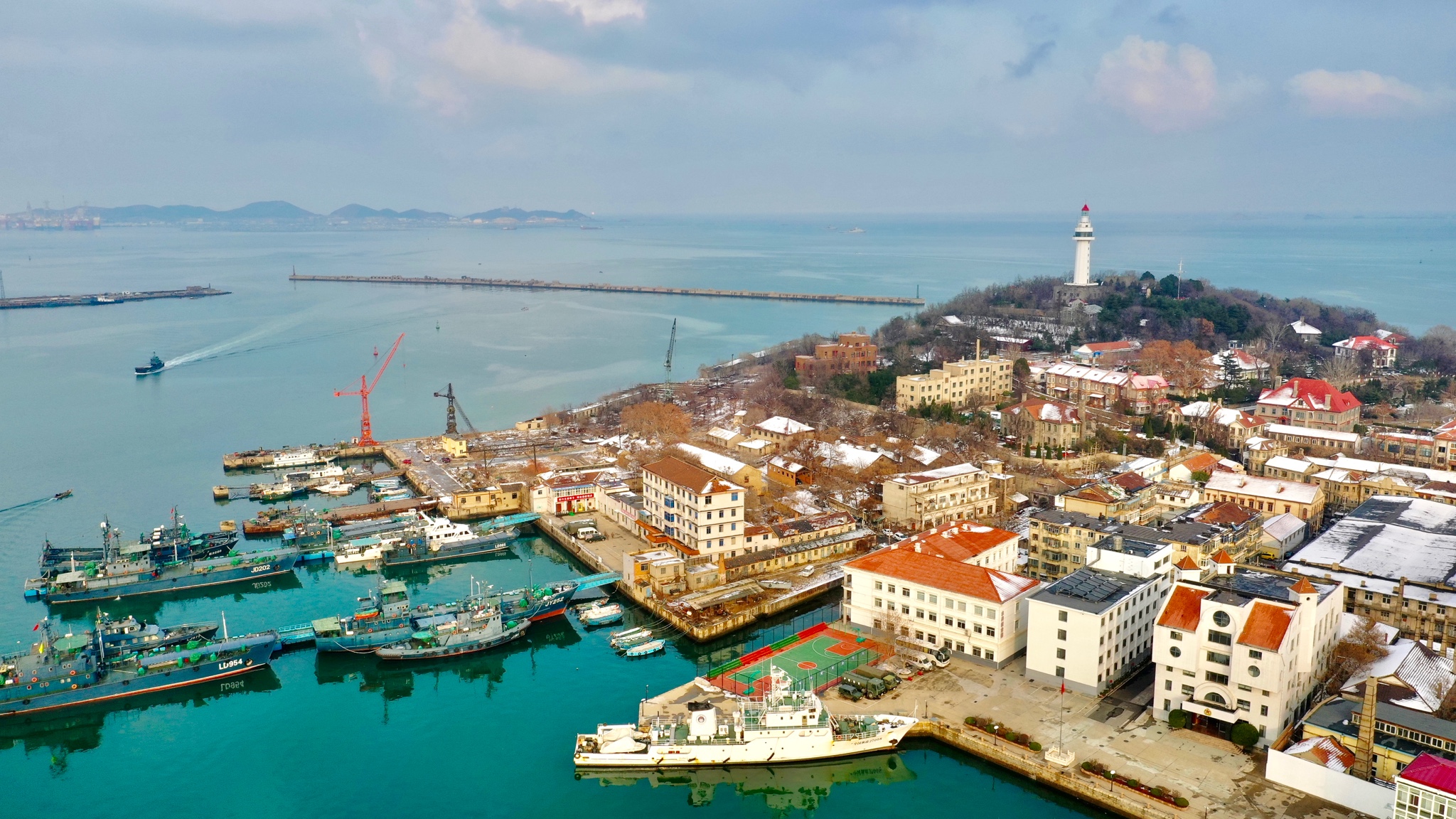 主要包括烟台山/朝阳街(所城里)/滨海广场/第一海水浴场/张裕酒文化