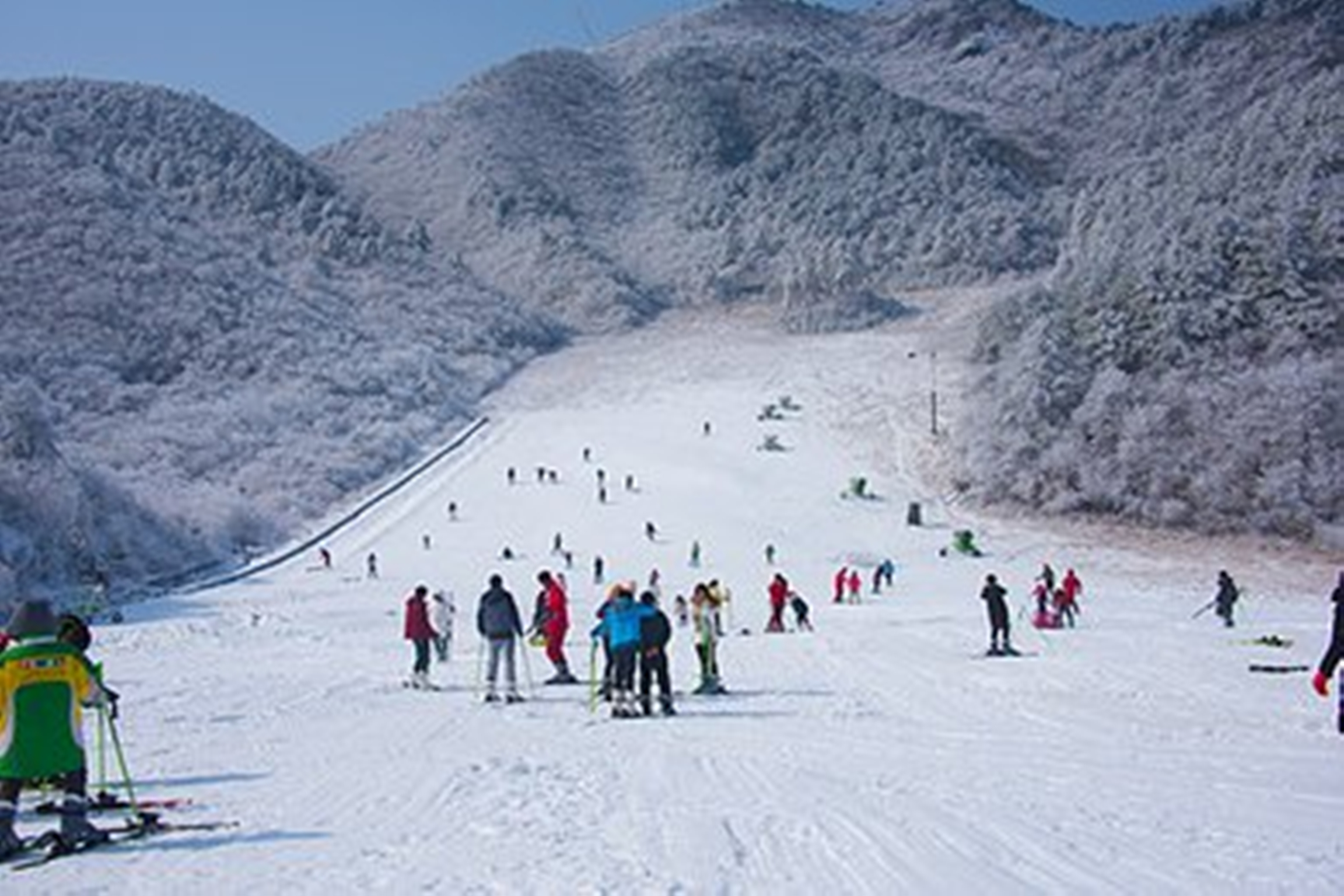 40-13:20乘车至【神农架中和国际滑雪场