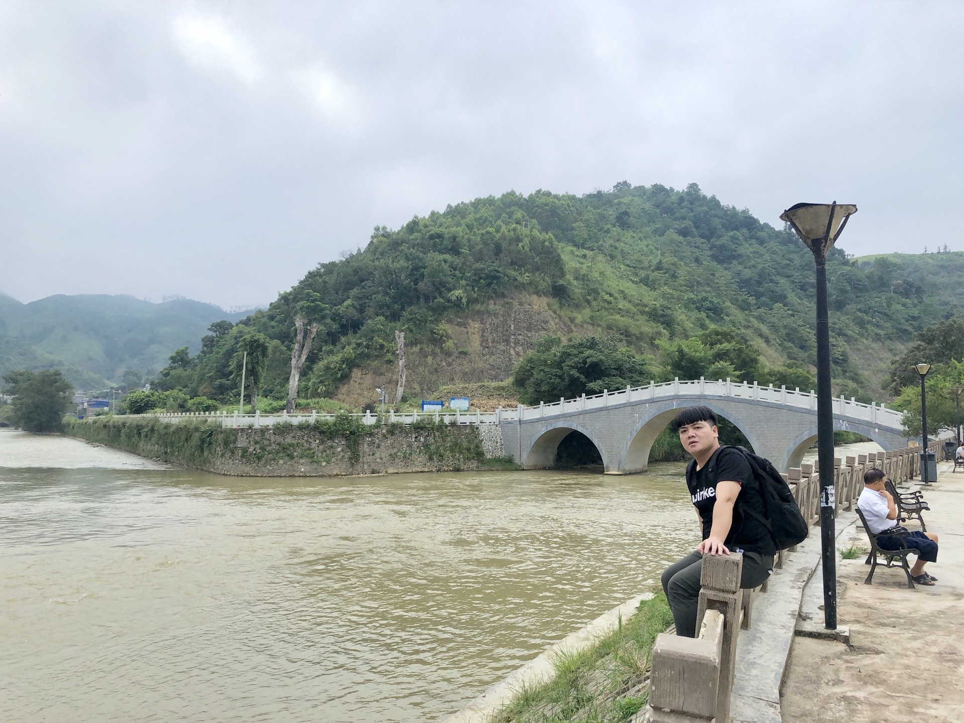 广西壮族自治区百色市西林县民族文化广场 广西壮族自治区百色市西林