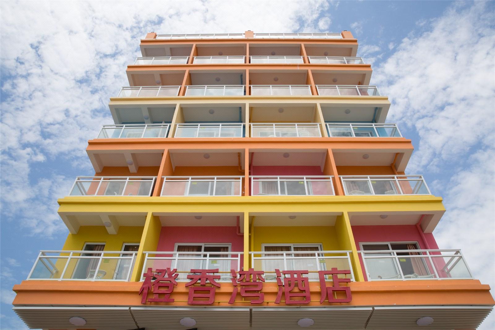 惠州惠东橙香湾酒店2天1晚套餐(可选2-4人海景房 无限次沙滩 热门海鲜