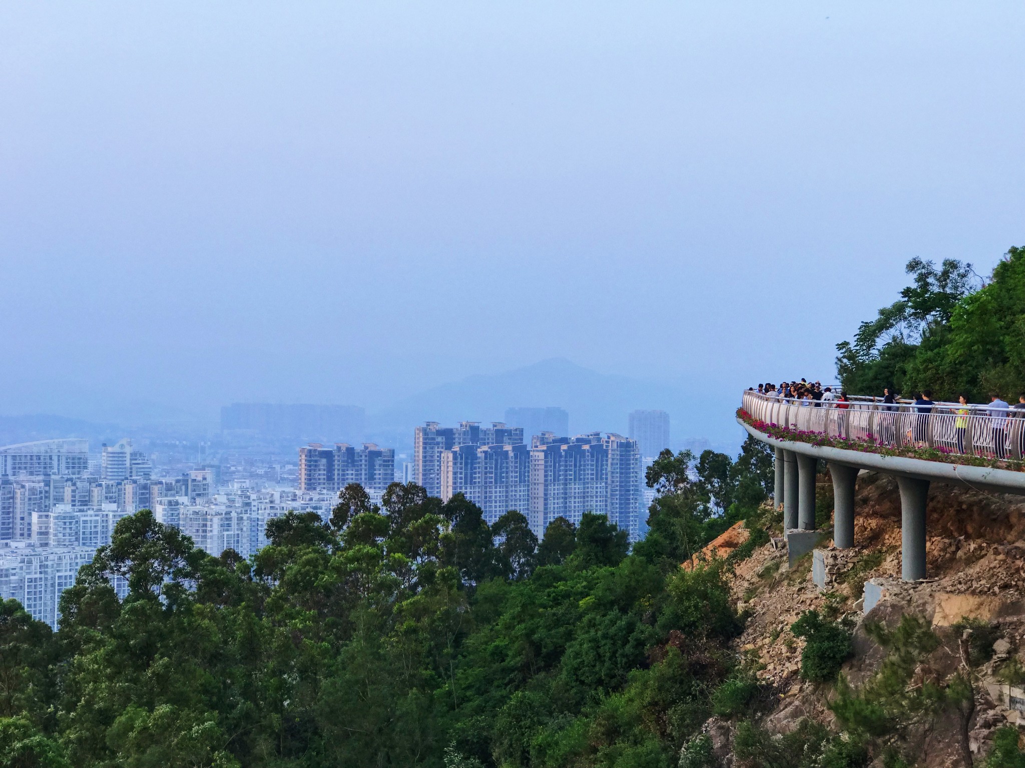 五马山环山栈道