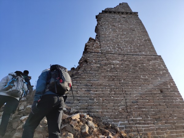 瑟瑟石 wKgED1wRyMeAPL52AAzgYA8FrEQ07.jpeg?imageView2%2F2%2Fw%2F600%2Fh%2F600%2Fq%2F90