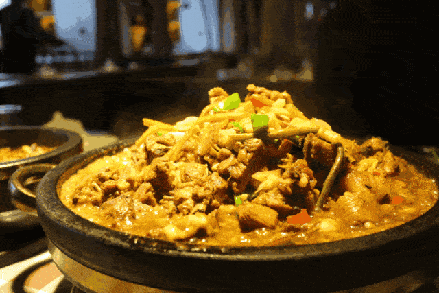新疆经典线路上的特色美食,你吃过吗?