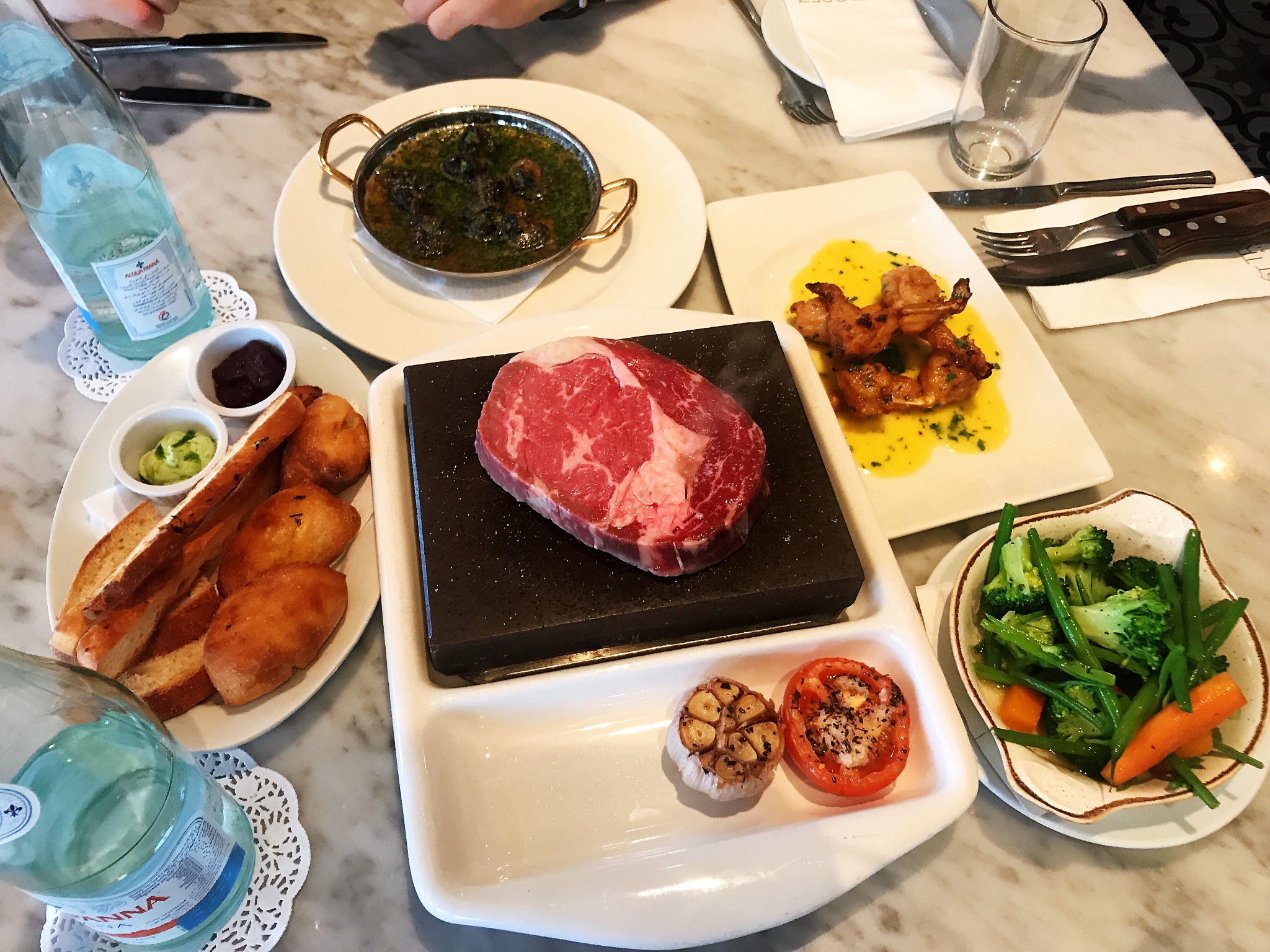 迪拜美食-St Tropez Bistro