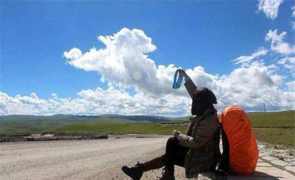 搭车去旅行攻略 wKgED1wE5r2AFIeyAACS6iv2x6838.jpeg?imageView2%2F2%2Fw%2F600%2Fq%2F90%7CimageMogr2%2Fstrip%2Fquality%2F90