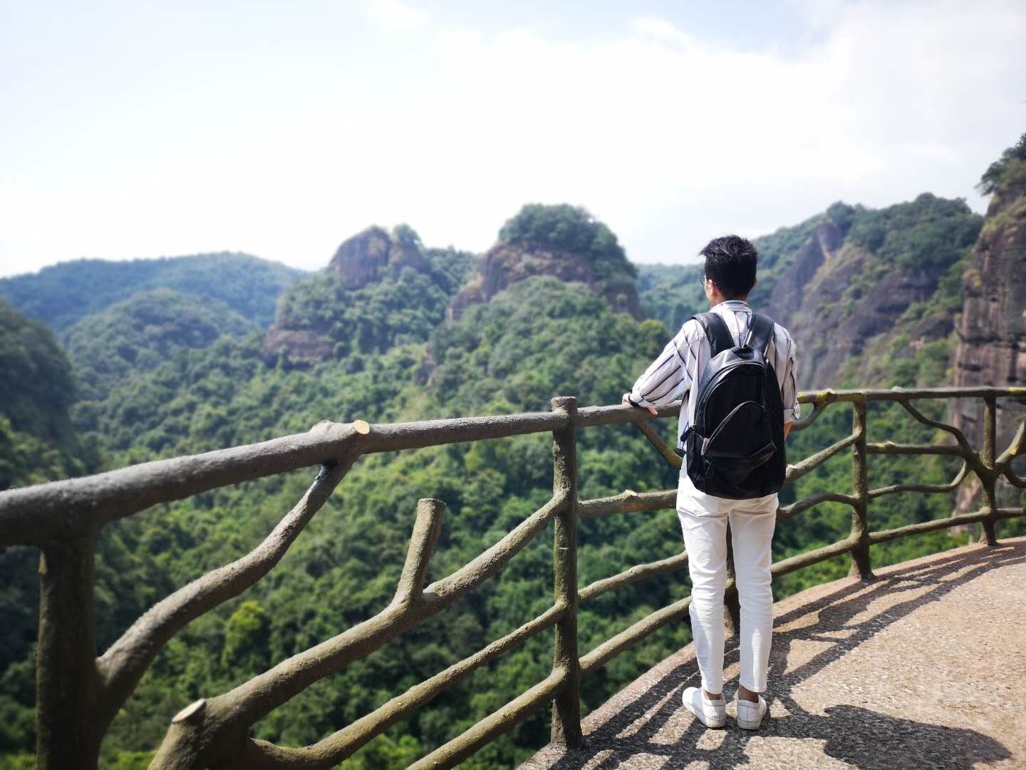 广东竟藏了个五指山!