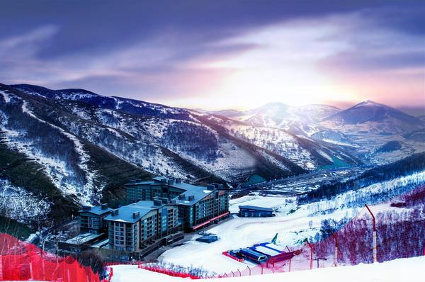 崇礼精品酒店 梦特芳丹假日酒店住宿1晚 云顶滑雪场 雪票2张