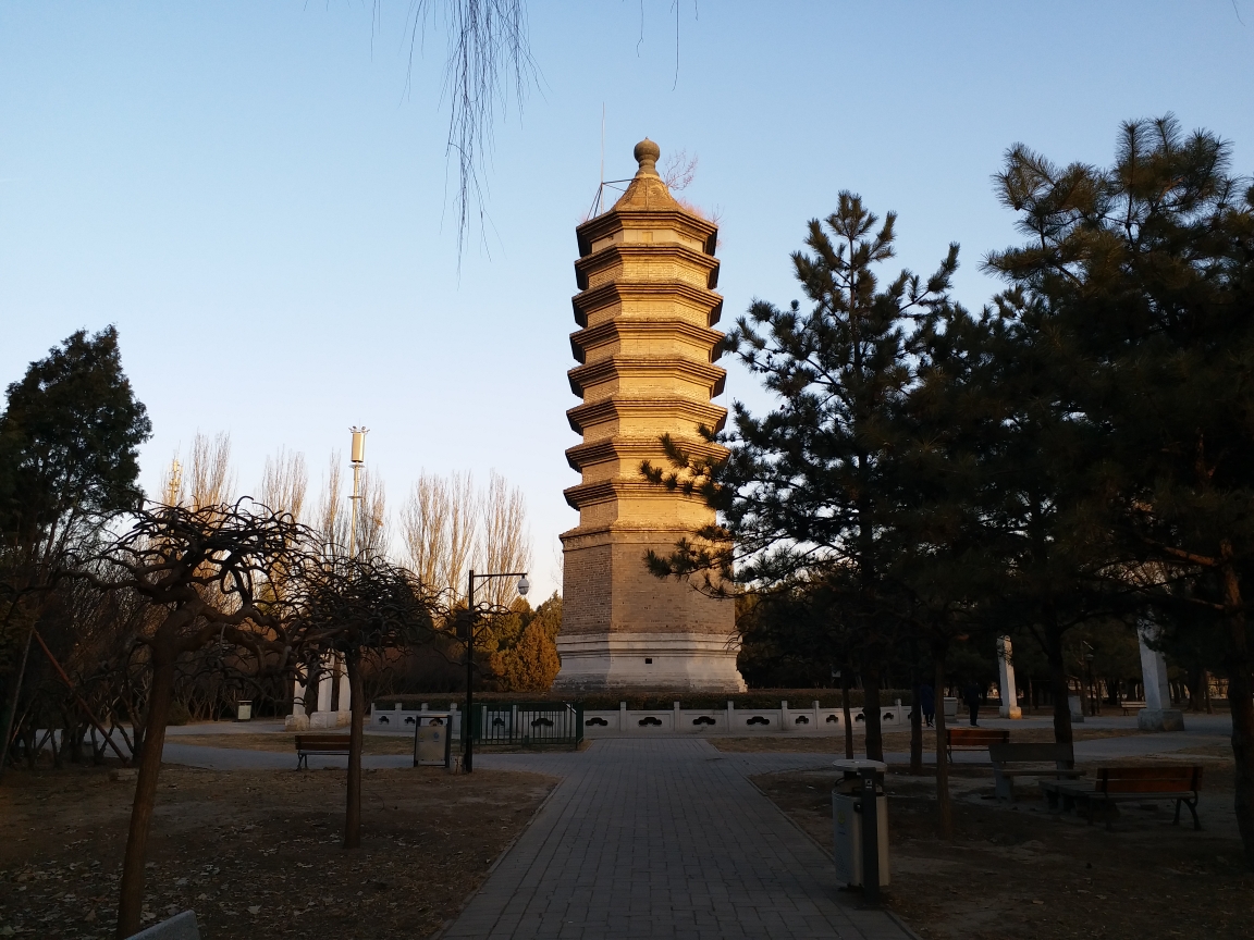 20181216北京78塞隆78古塔公园始1545年78游记