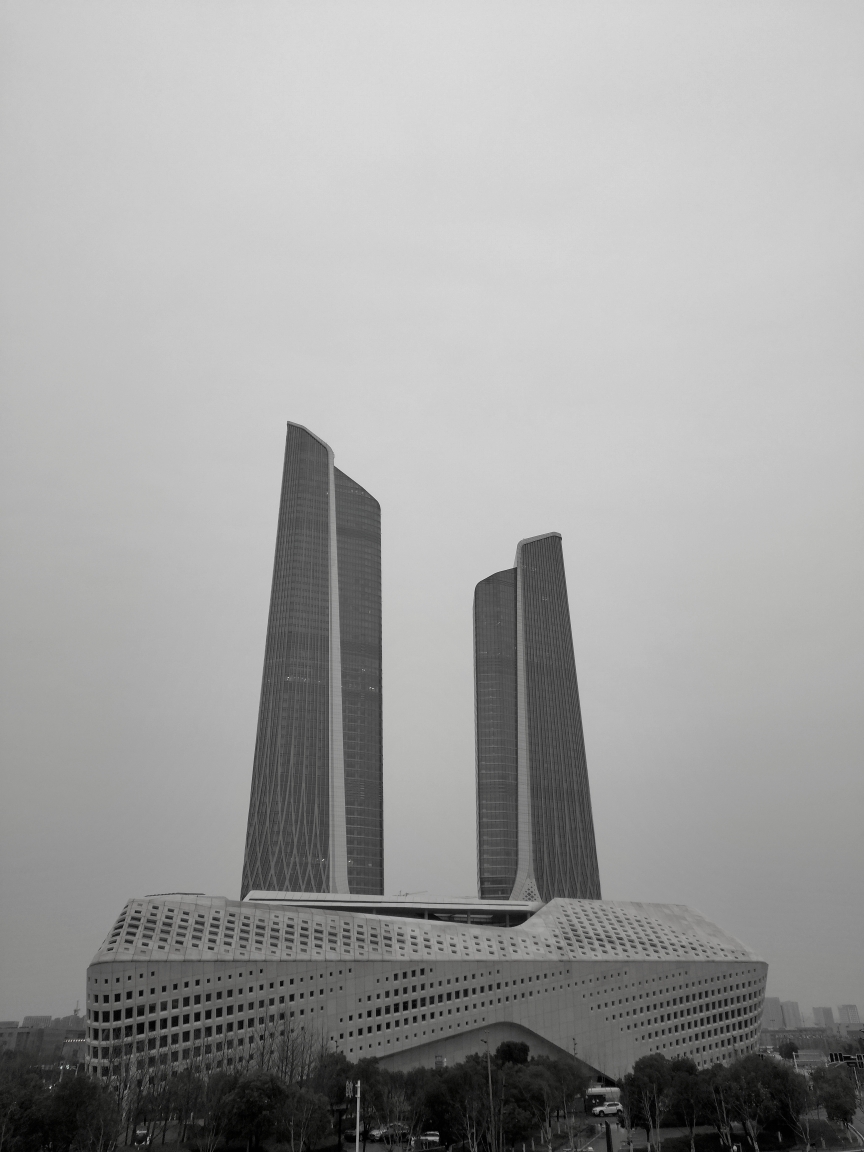 南京国际青年文化中心南广场    