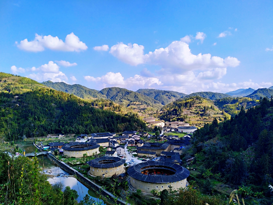 河坑土楼群