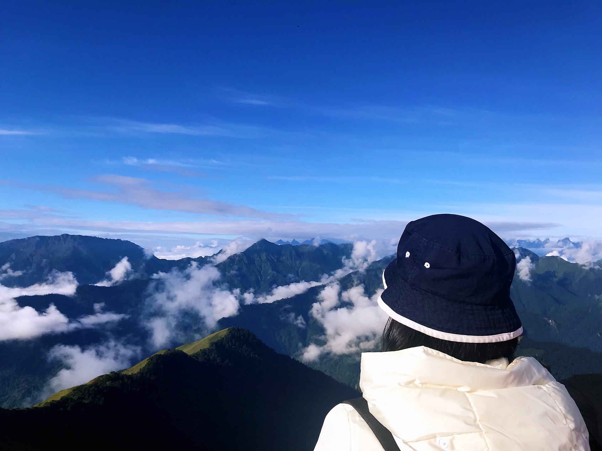 达瓦更扎——【星空,云海,流星雨……】一切就是这么凑巧,一切就是